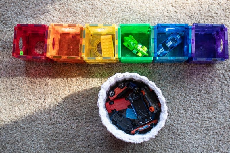 Magnetic tile activity of color sorting cars.